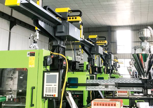 2019年立式注塑機的發(fā)展趨勢
